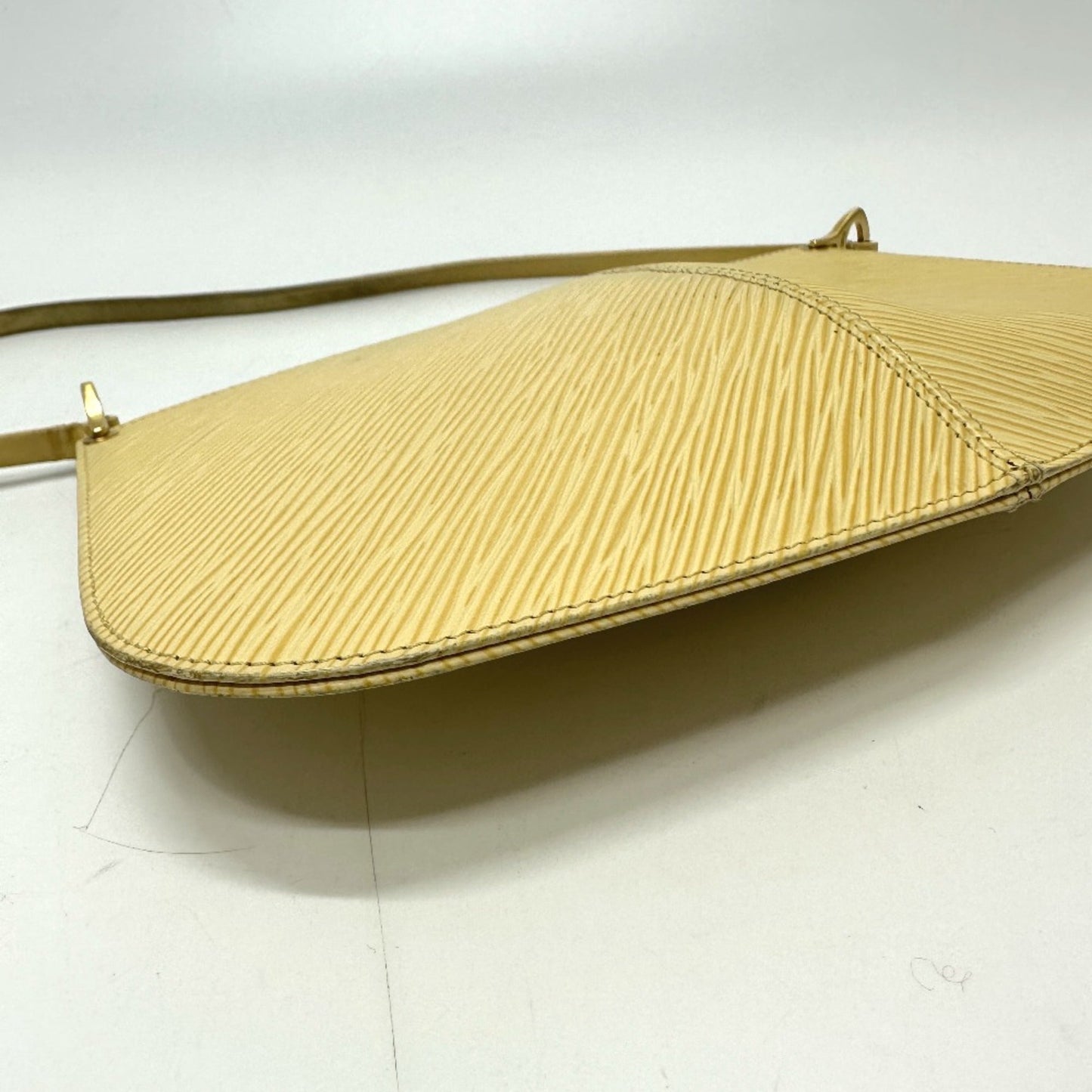 Louis Vuitton Beige Leather Shoulder Bag