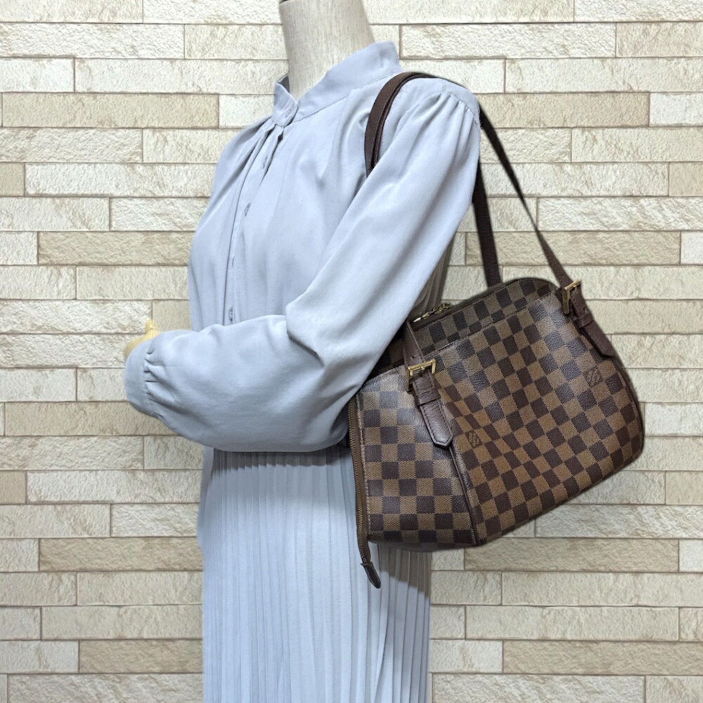 Louis Vuitton Brown Damier Canvas Shoulder Bag