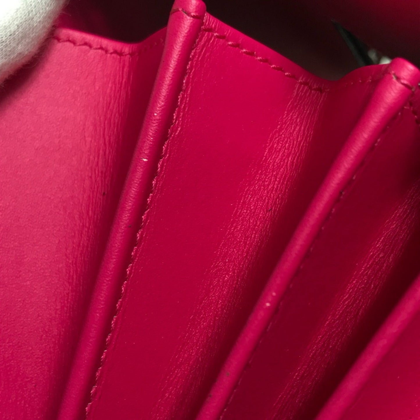 Gucci Pink Leather Long Wallet (Bi-Fold)