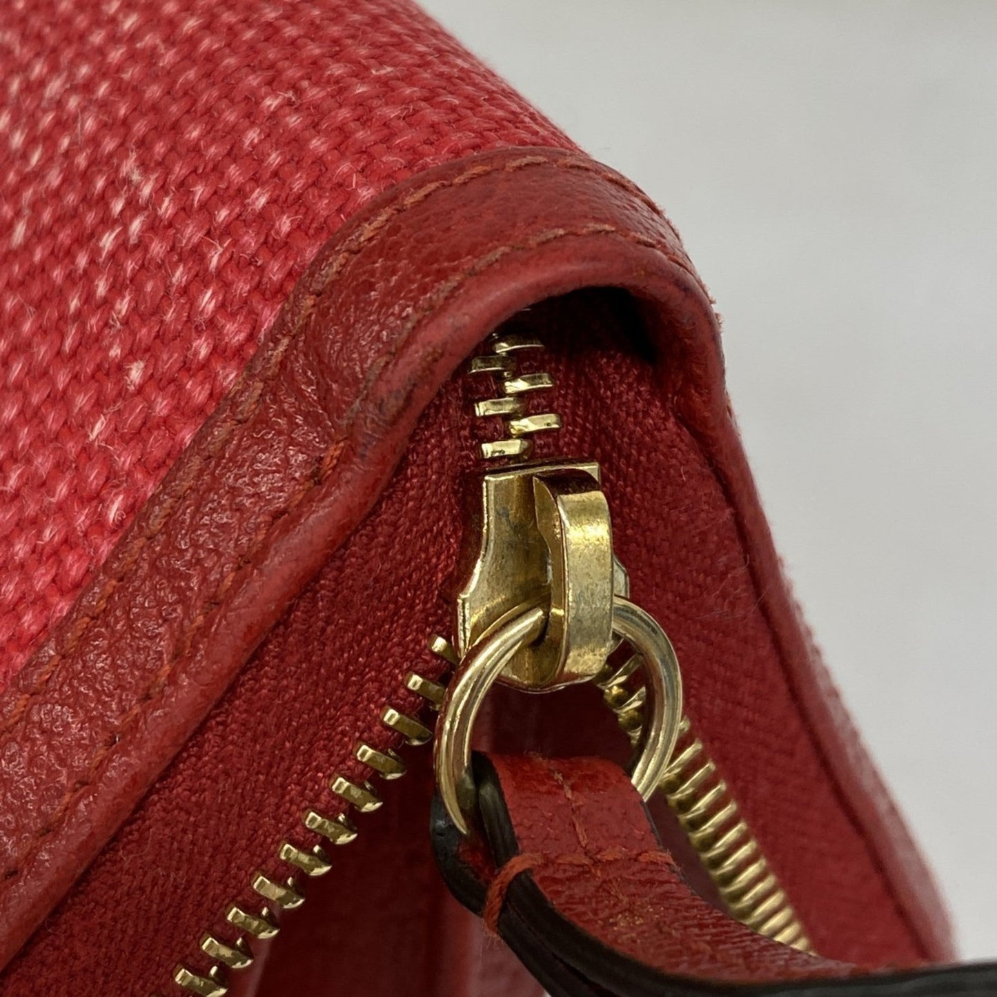 Gucci Red Color Canvas Leather Long Wallet (Bi-Fold)
