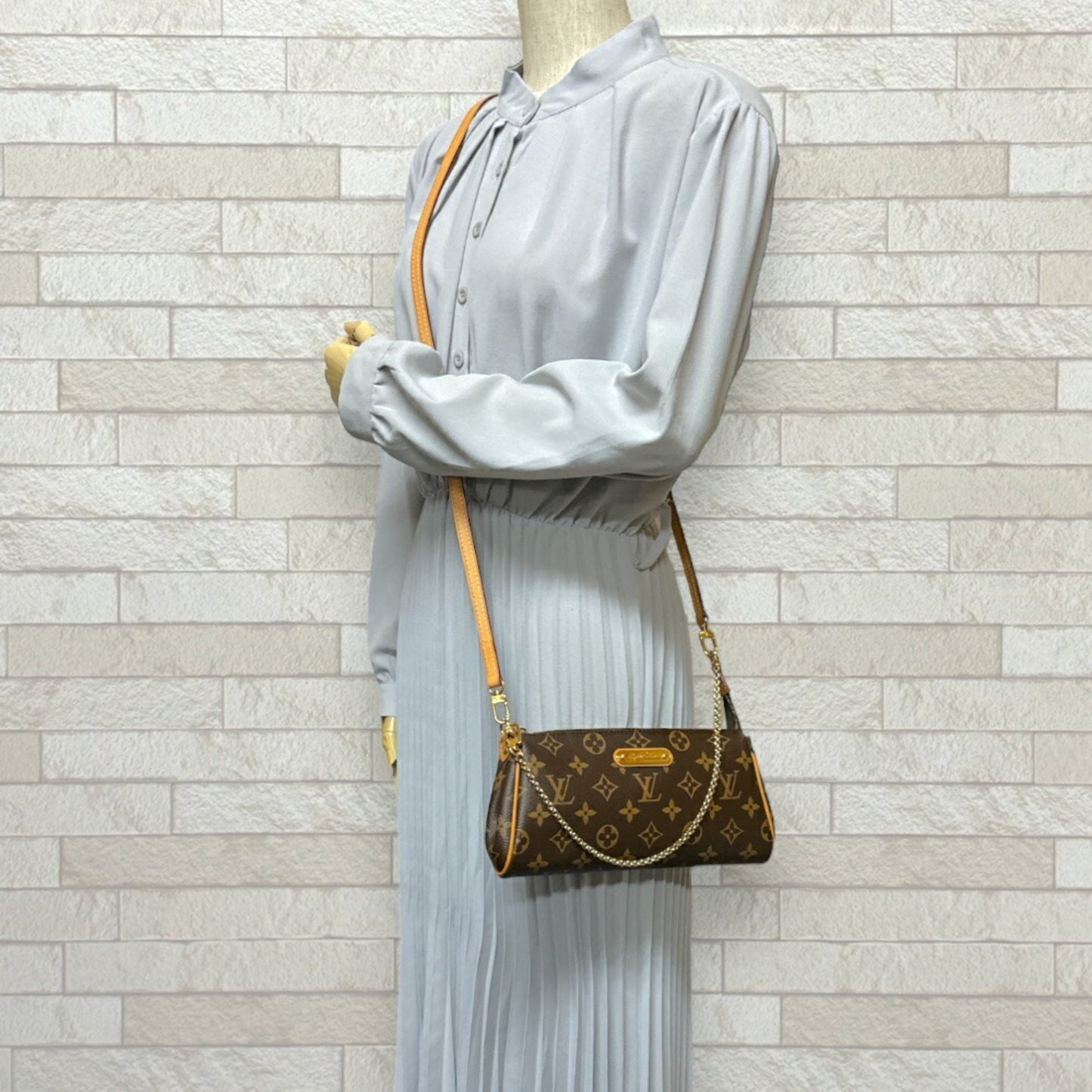 Louis Vuitton Brown Monogram Monogram Shoulder Bag