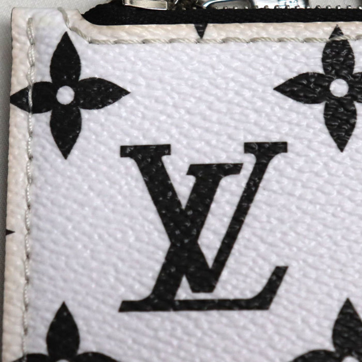 Louis Vuitton Epi Noir Epi Leather Shoulder Bag