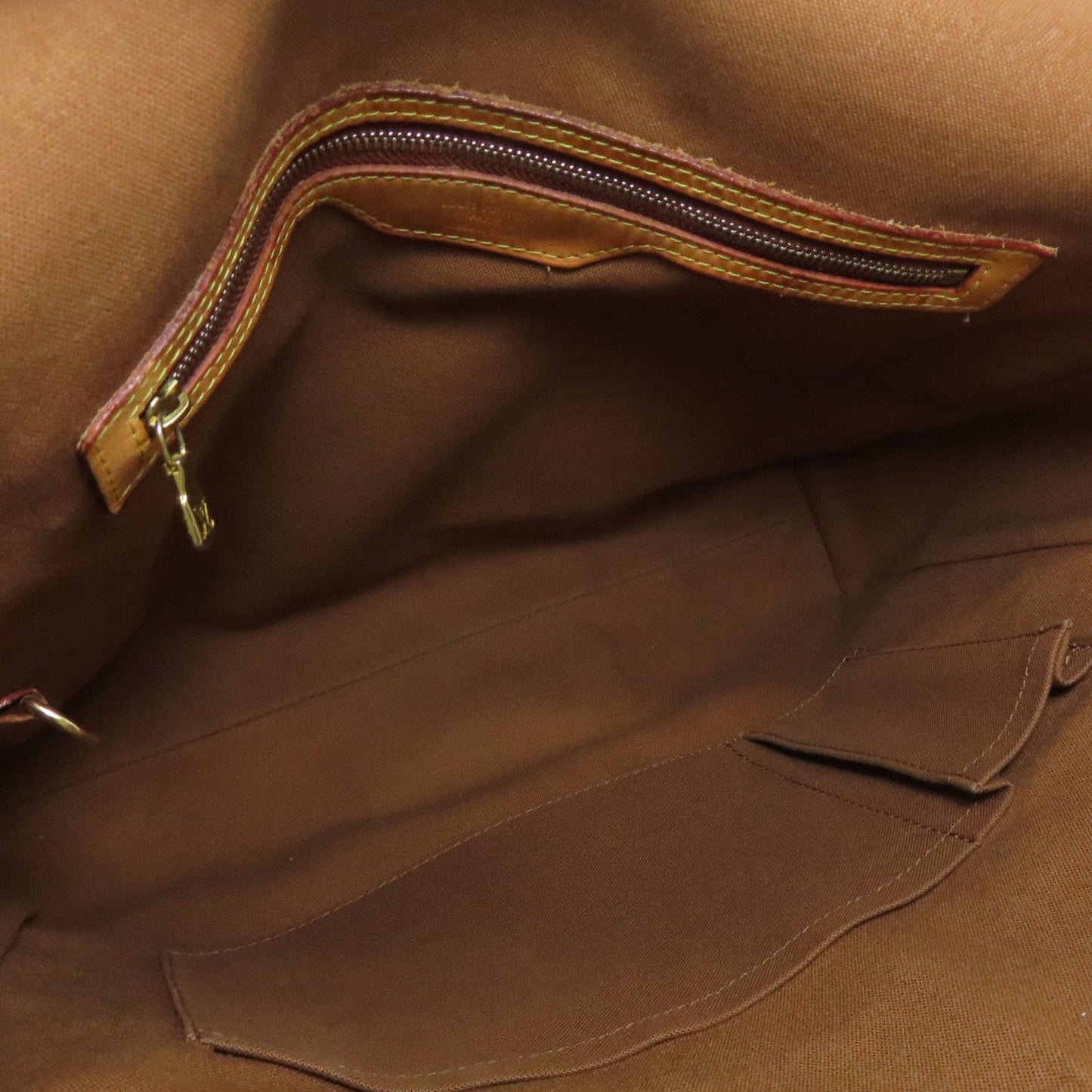 Louis Vuitton Monogram Monogram Shoulder Bag