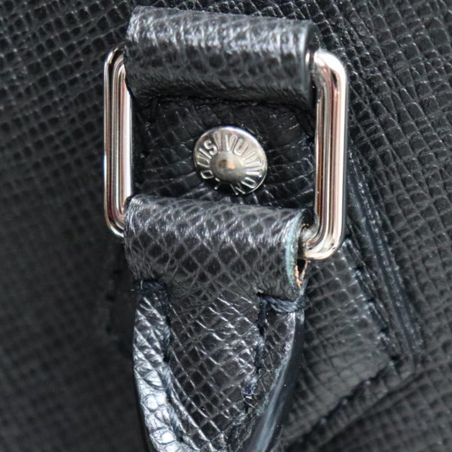 Louis Vuitton Taiga Black Taiga Leather Shoulder Bag