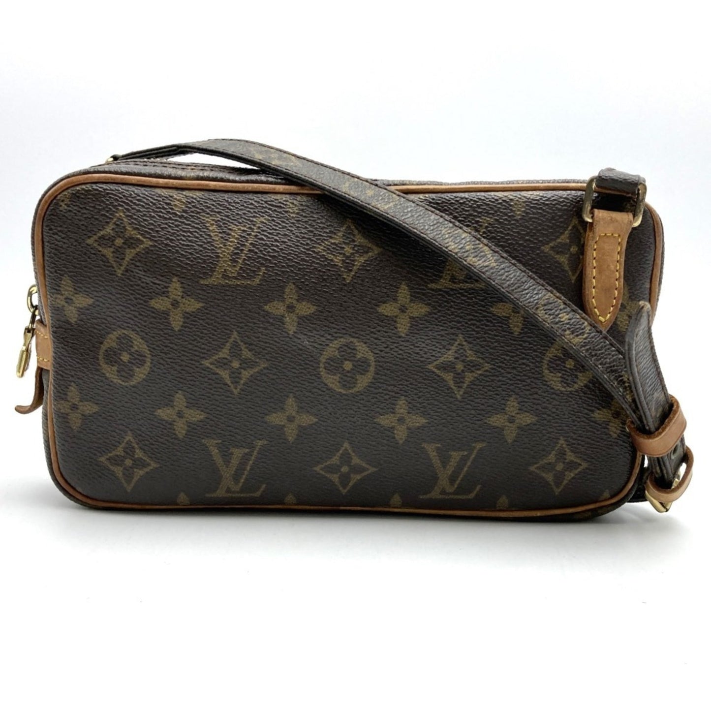 Louis Vuitton Monogram Monogram Pochette Shoulder Bag ()