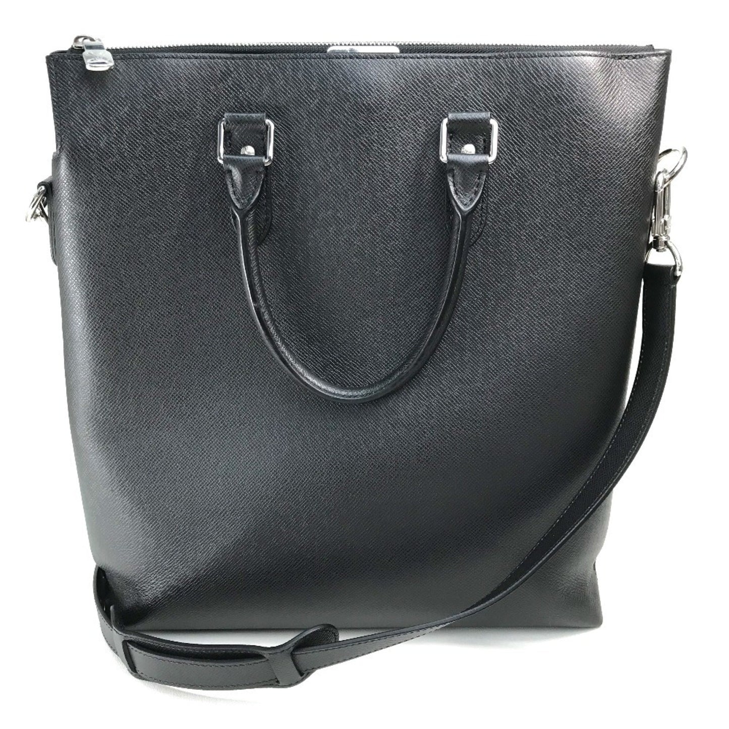 Louis Vuitton Taiga Black Noir Taiga Leather Handbag Shoulder Bag ()