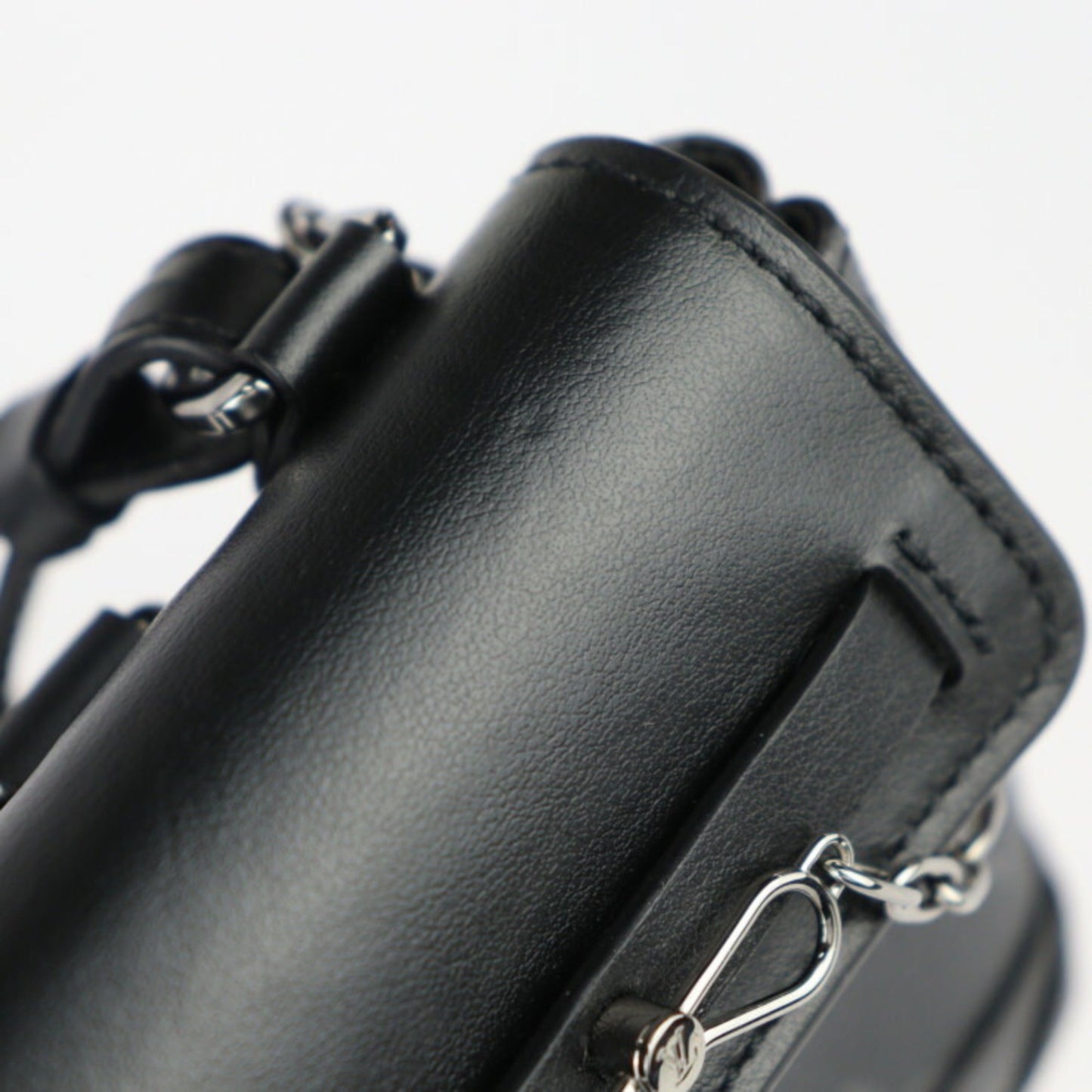 Louis Vuitton Black Gray Pvc Leather Pochette Shoulder Bag
