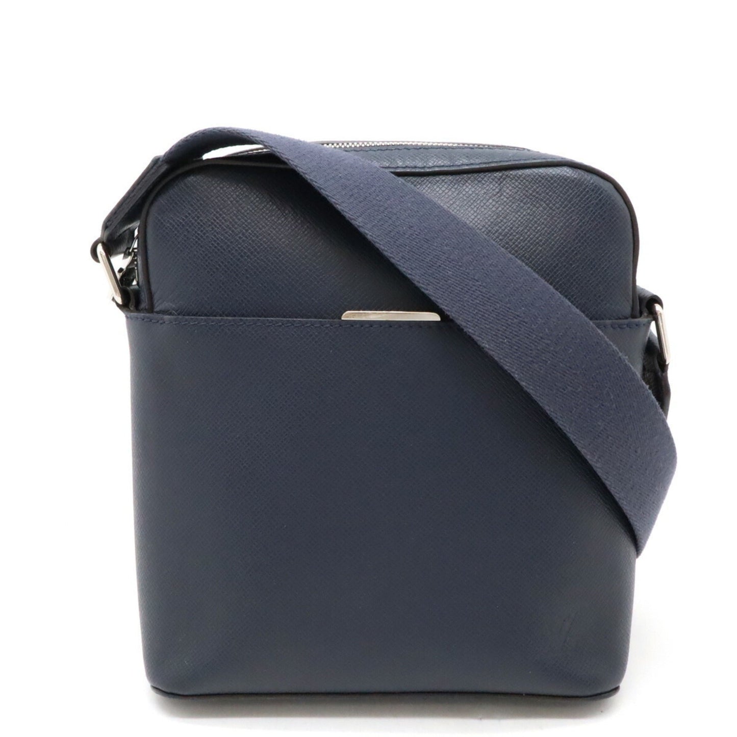 Louis Vuitton Taiga Ocean Taiga Leather Pochette Shoulder Bag