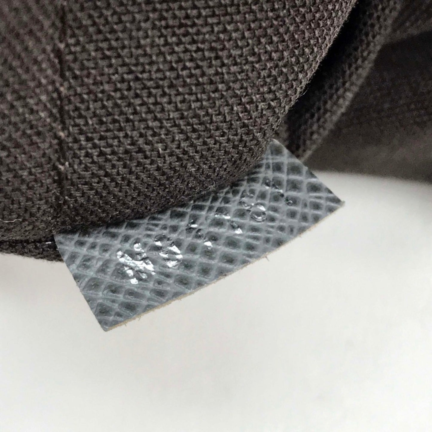 Louis Vuitton Gray Leather Shoulder Bag