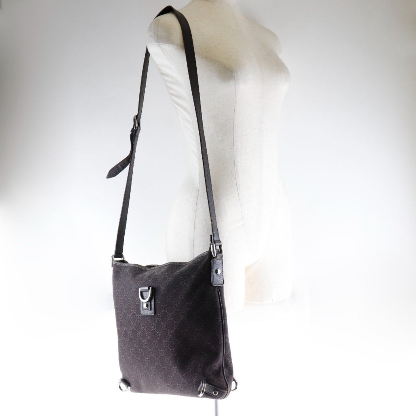 Gucci Abbey Brown Gg Canvas Shoulder Bag