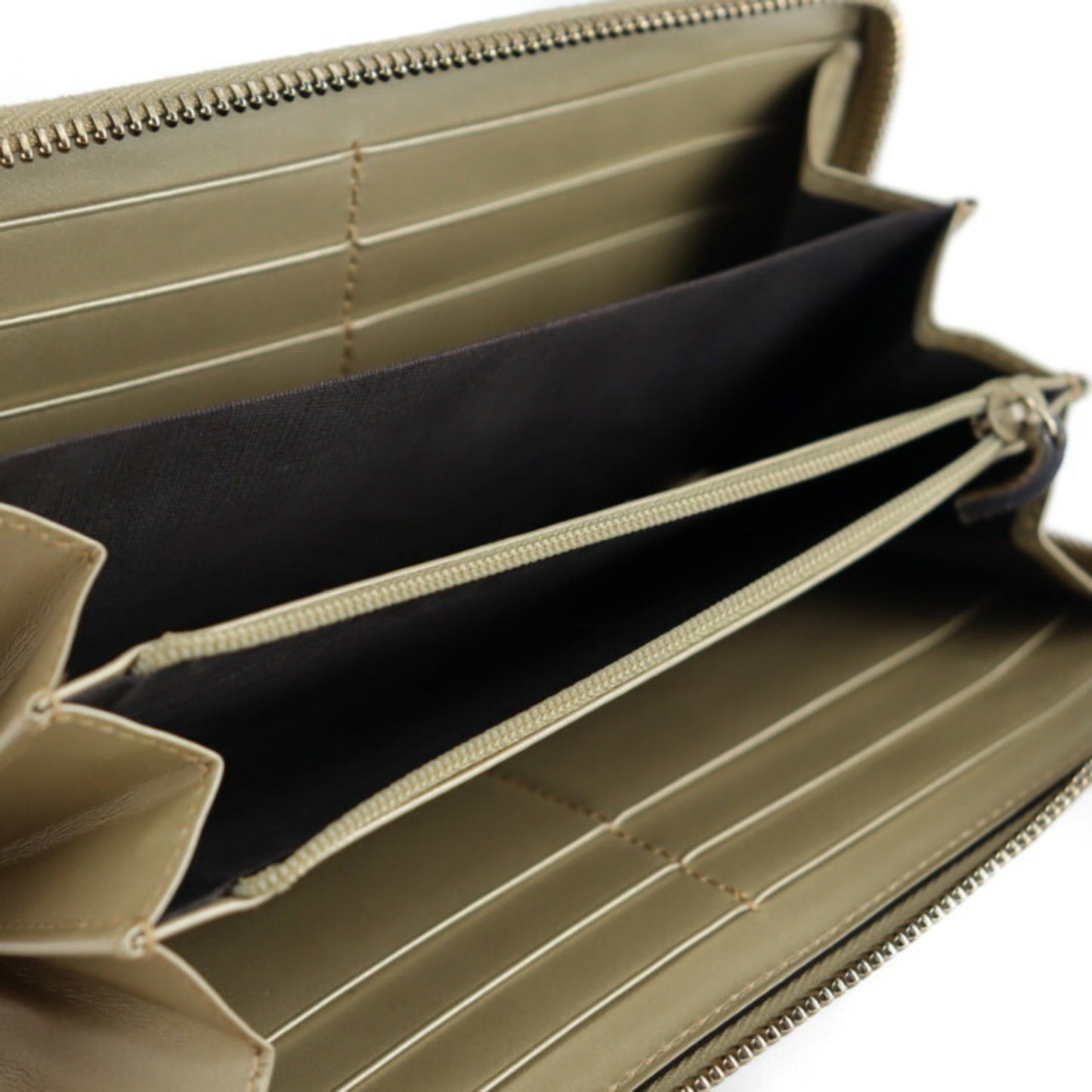 Gucci Champagne Gold Leather Coin Purse/Coin Case
