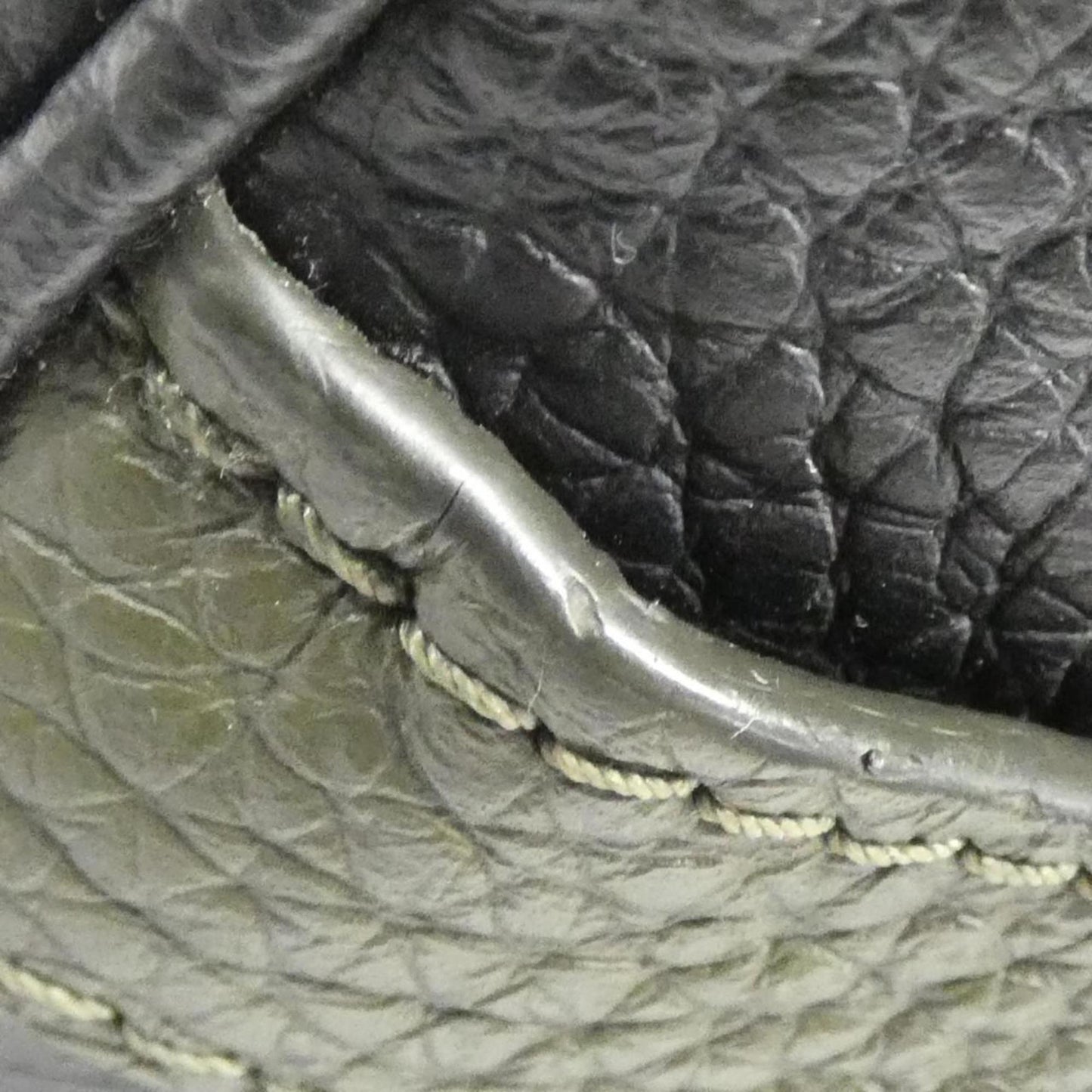 Louis Vuitton Black Leather Shoulder Bag