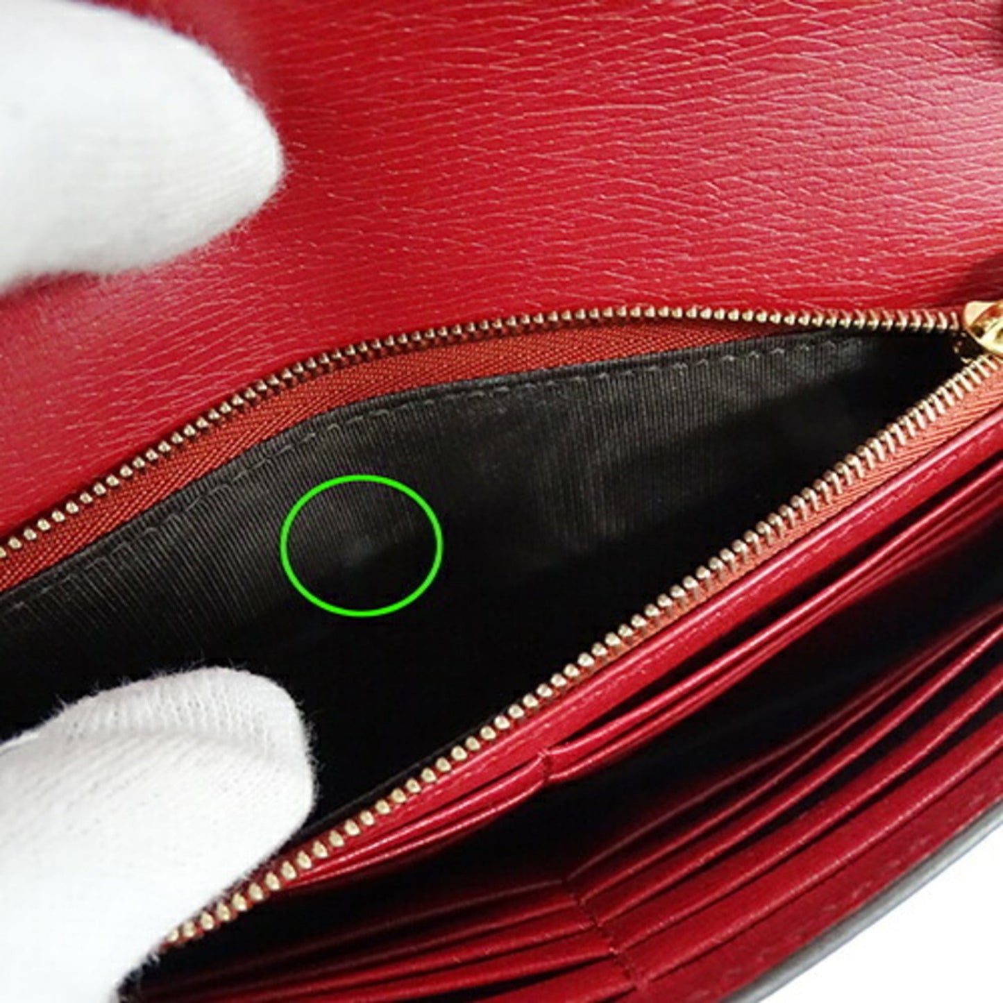 Gucci Red Color Leather Chain/Shoulder Wallet