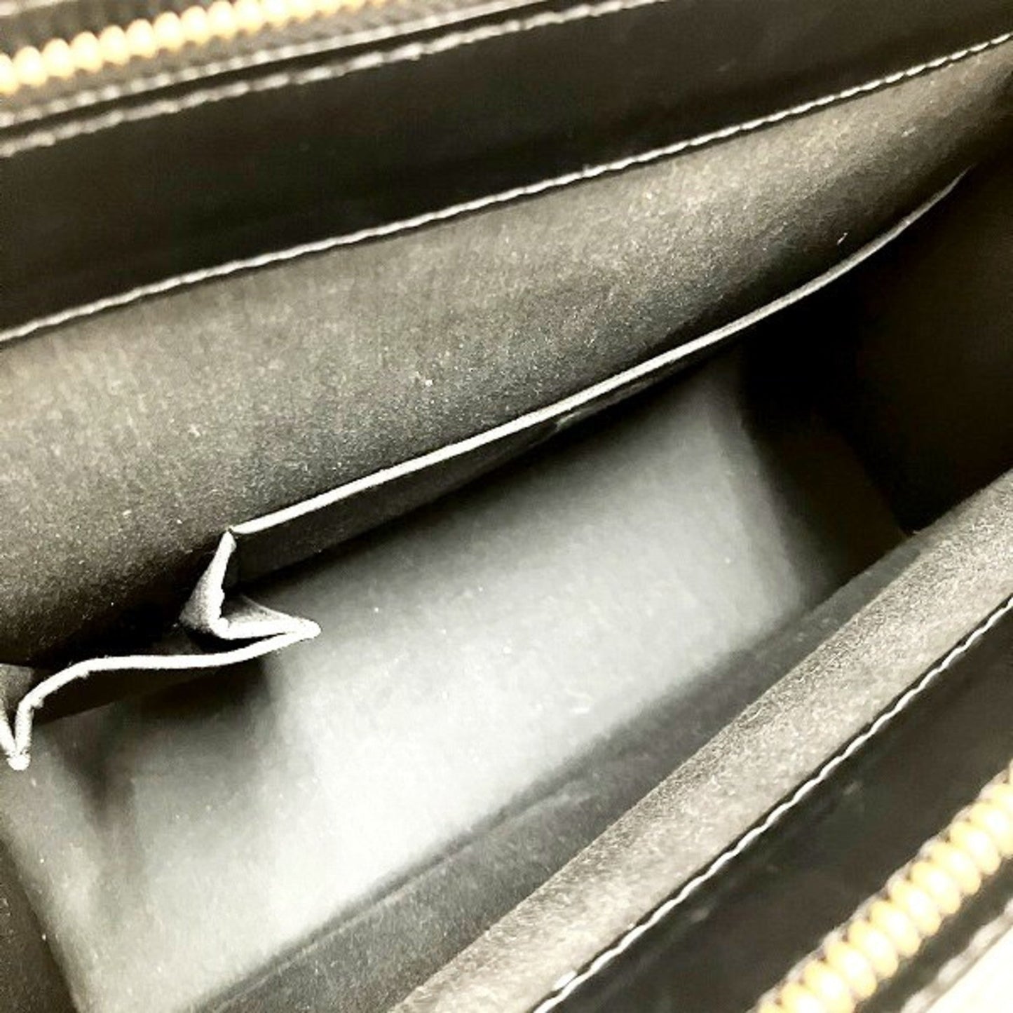 Louis Vuitton Noir Leather Shoulder Bag