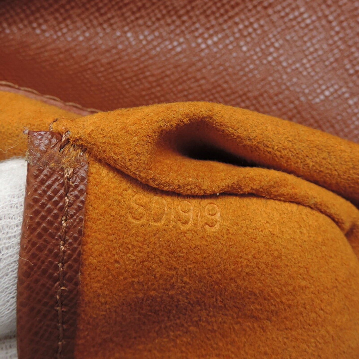 Louis Vuitton Monogram Brown Monogram Monogram Pouch Shoulder Bag