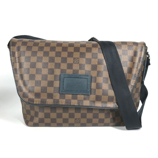 Louis Vuitton Brown Damier Canvas Messenger Bag Shoulder Bag ()