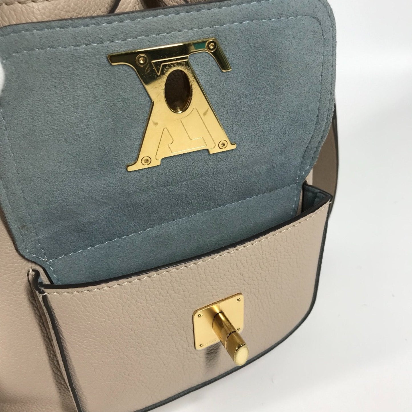 Louis Vuitton Beige Leather Shoulder Bag