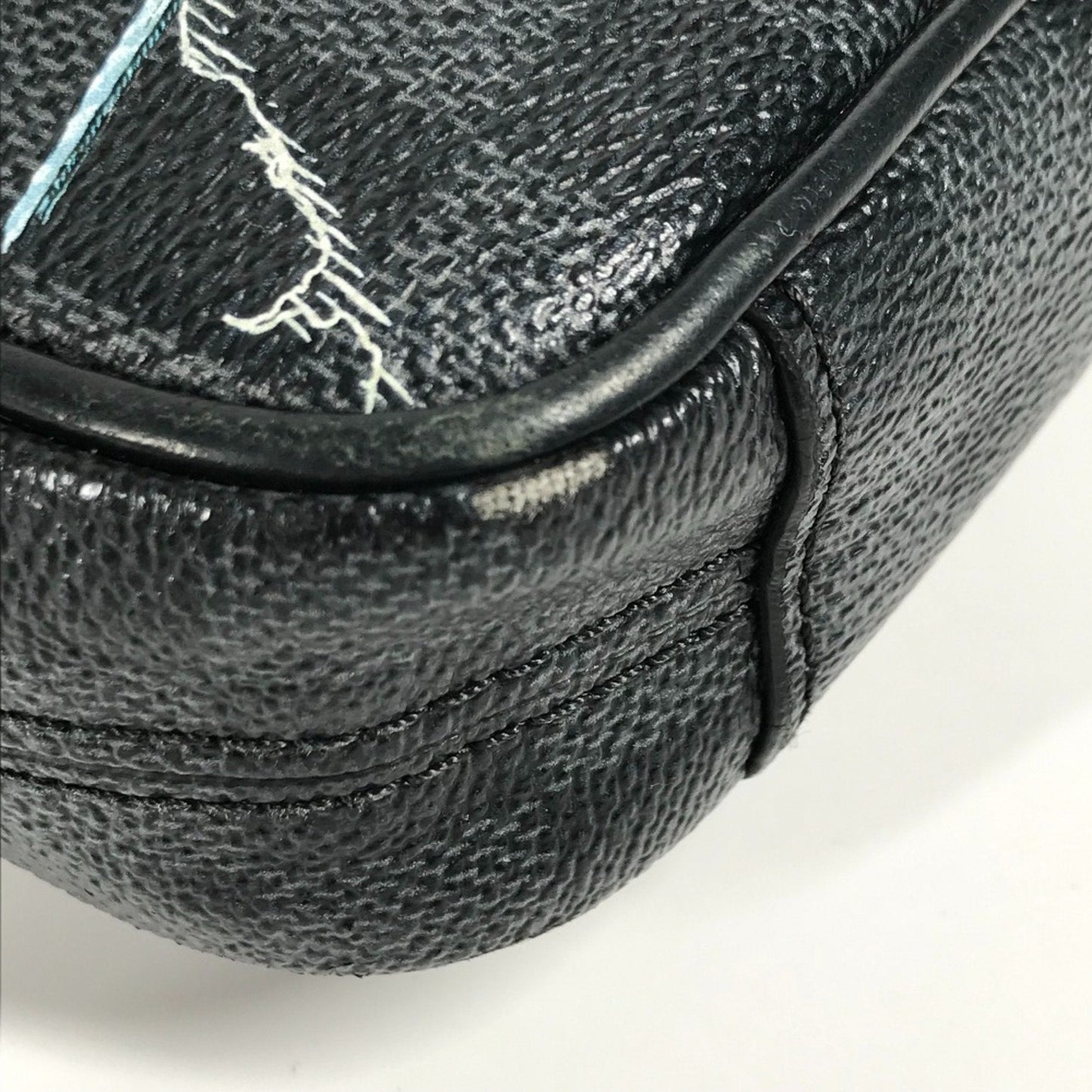 Louis Vuitton Black Other Shoulder Bag