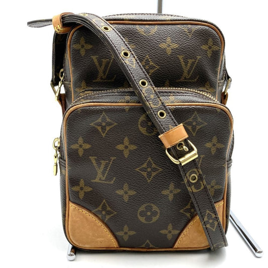 Louis Vuitton Brown Monogram Shoulder Bag ()