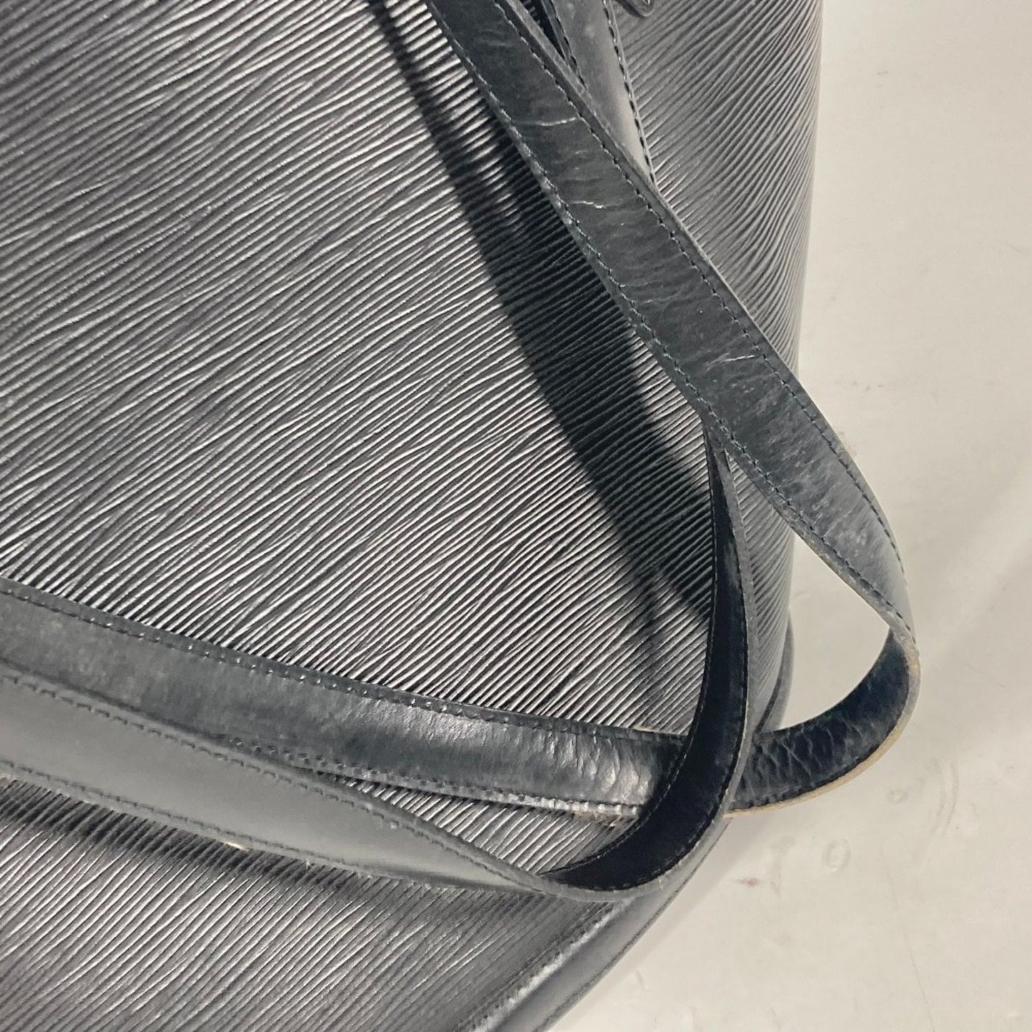 Louis Vuitton Black Epi Leather Shoulder Bag Tote Bag