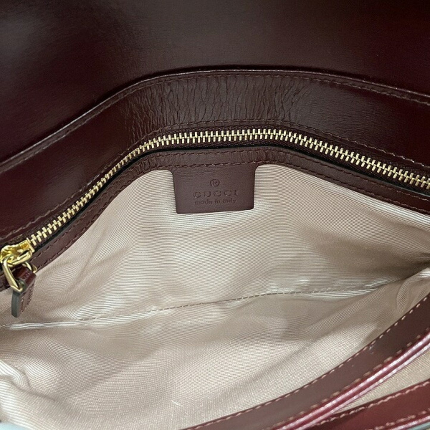 Gucci Bordeaux Leather Shoulder Bag