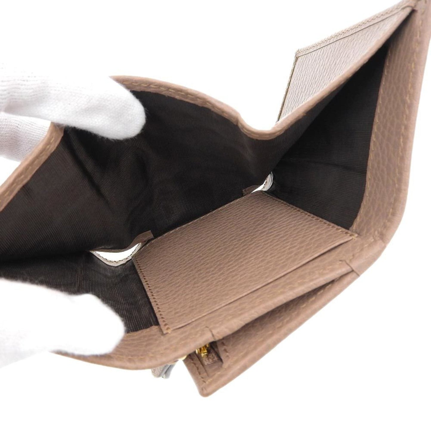 Gucci Beige Leather Coin Purse/Coin Case