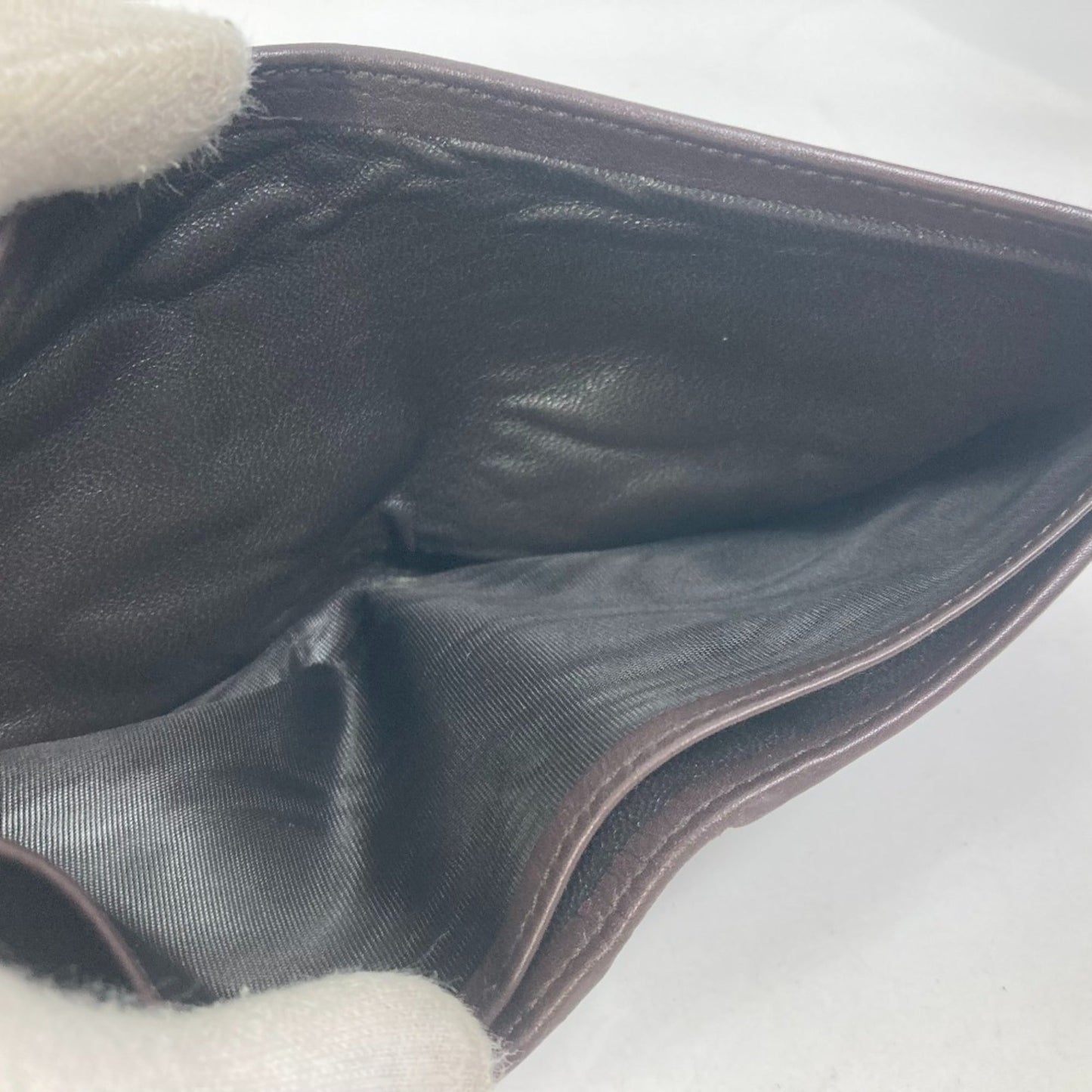 Gucci Beige Other Wallet (Bi-Fold)