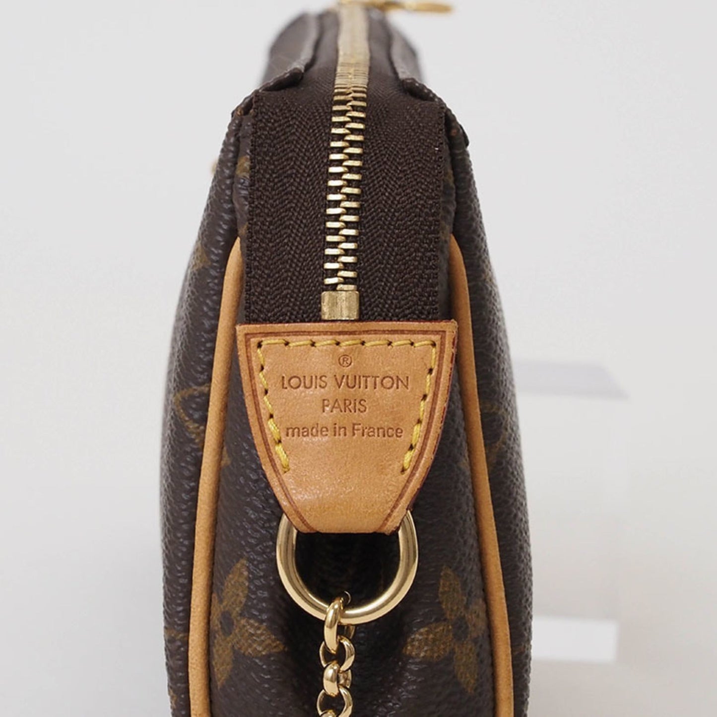 Louis Vuitton Monogram Monogram Monogram Pochette Shoulder Bag