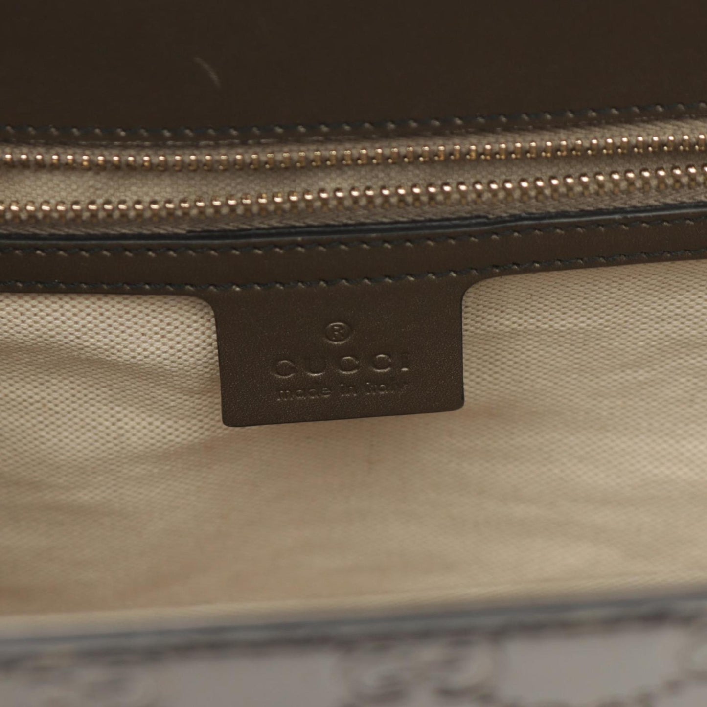 Gucci Silver Patent Leather Shoulder Bag