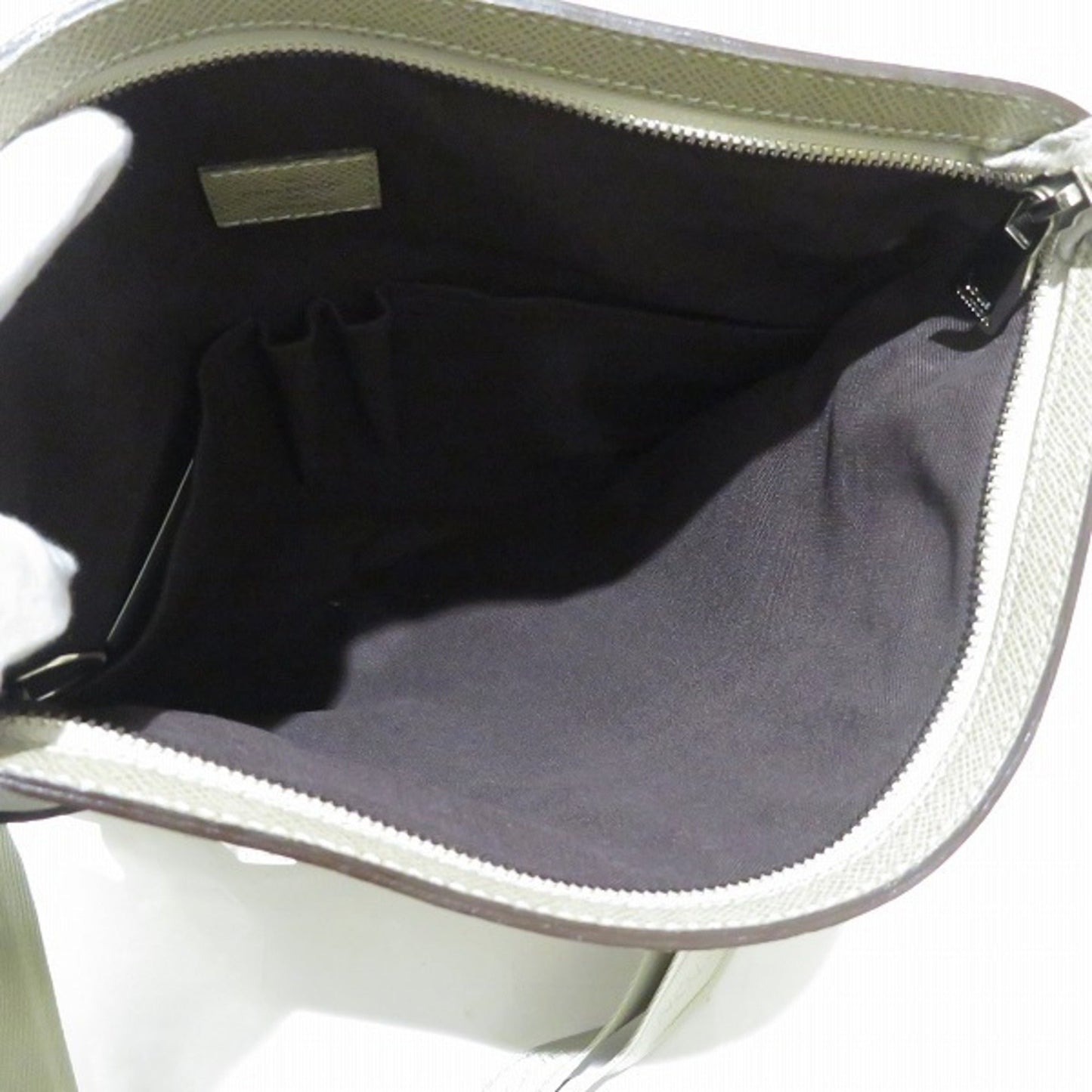 Louis Vuitton Taiga Polaire Taiga Leather Shoulder Bag