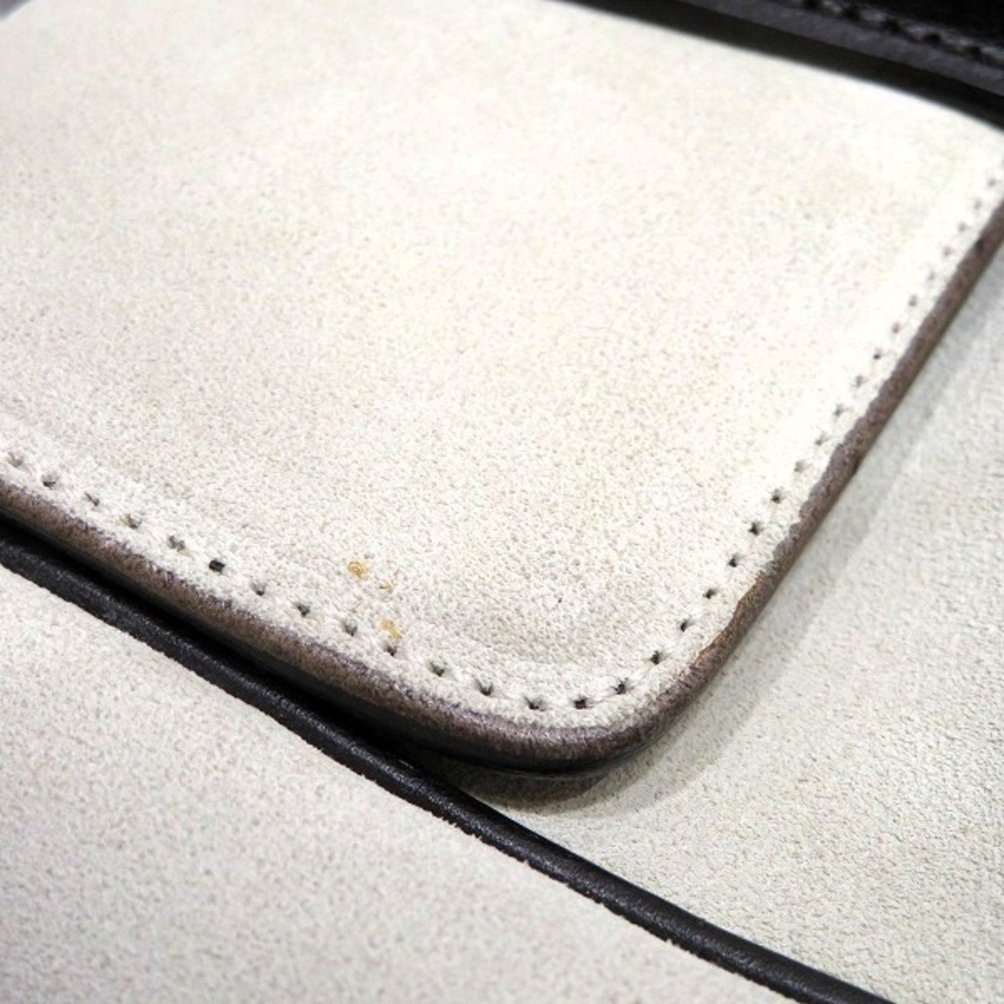 Gucci Ivory Suede Handbag