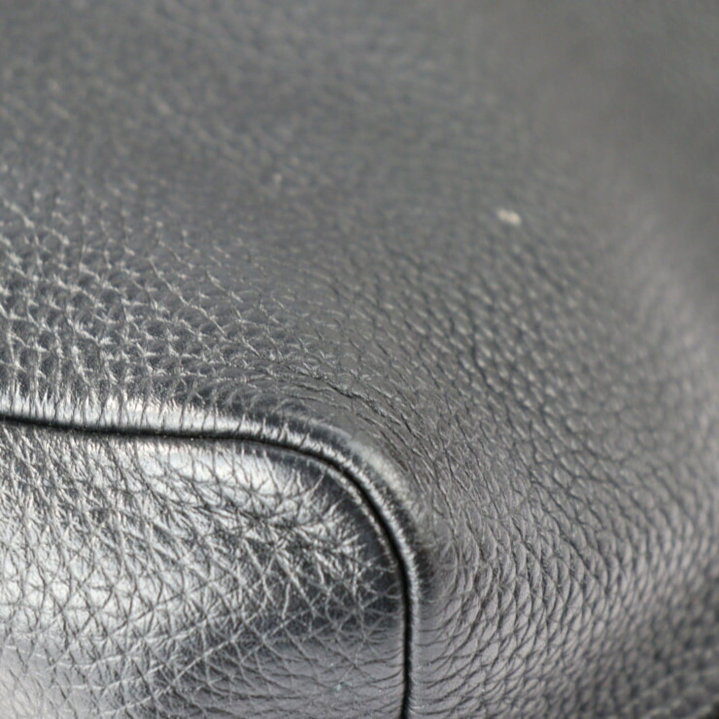 Louis Vuitton Black Handbag Pouch Shopping Bag Shoulder Bag Tote Bag