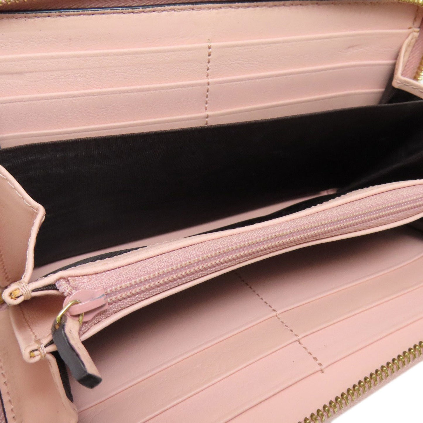 Gucci Pink Leather Long Wallet (Bi-Fold)