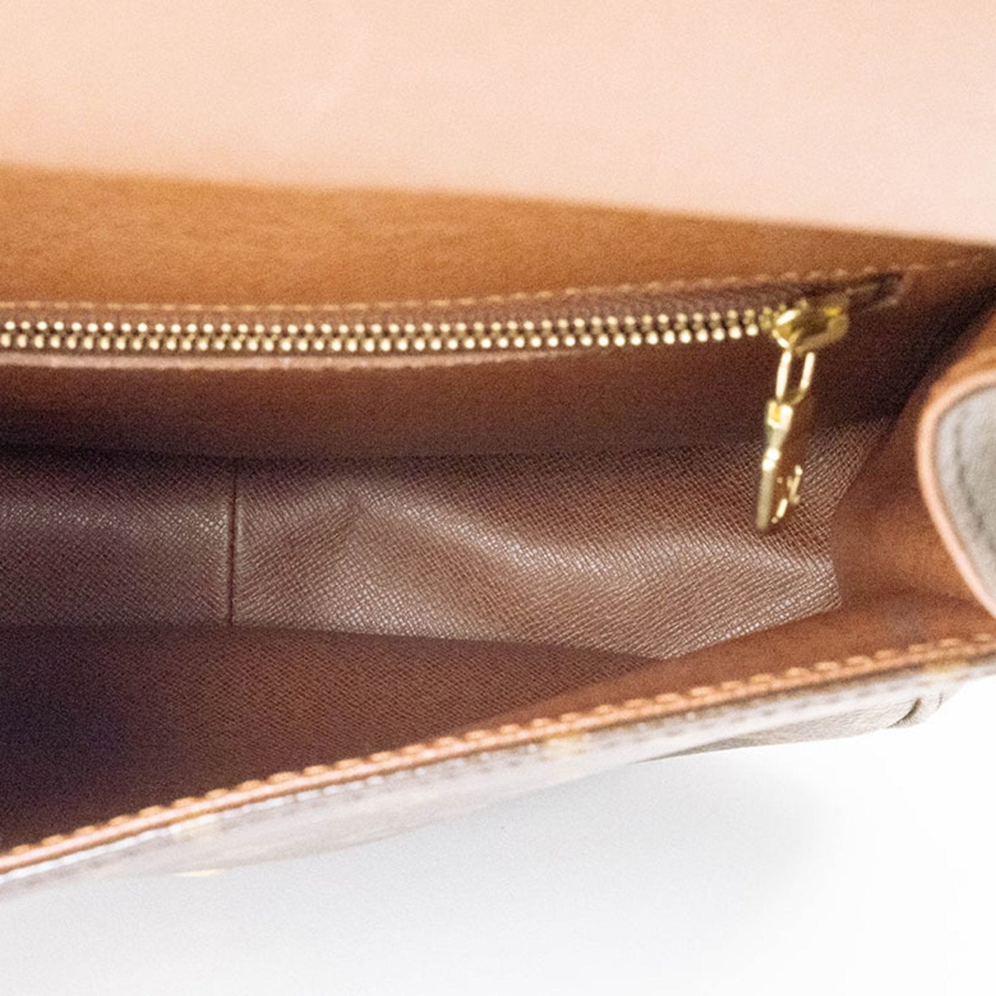 Louis Vuitton Monogram Monogram Shoulder Bag