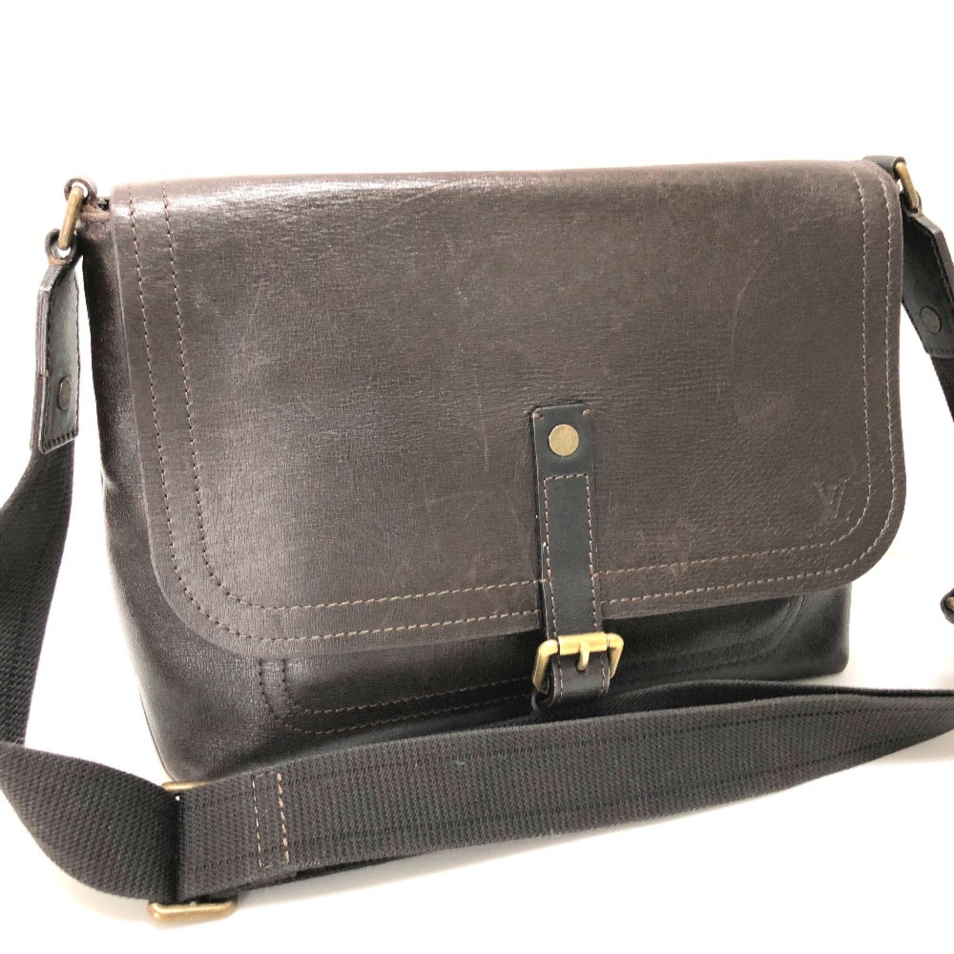 Louis Vuitton Brown Leather Shoulder Bag ()