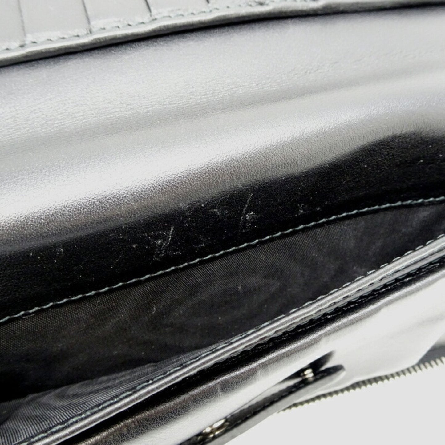 Gucci Black Leather Long Wallet (Bi-Fold)