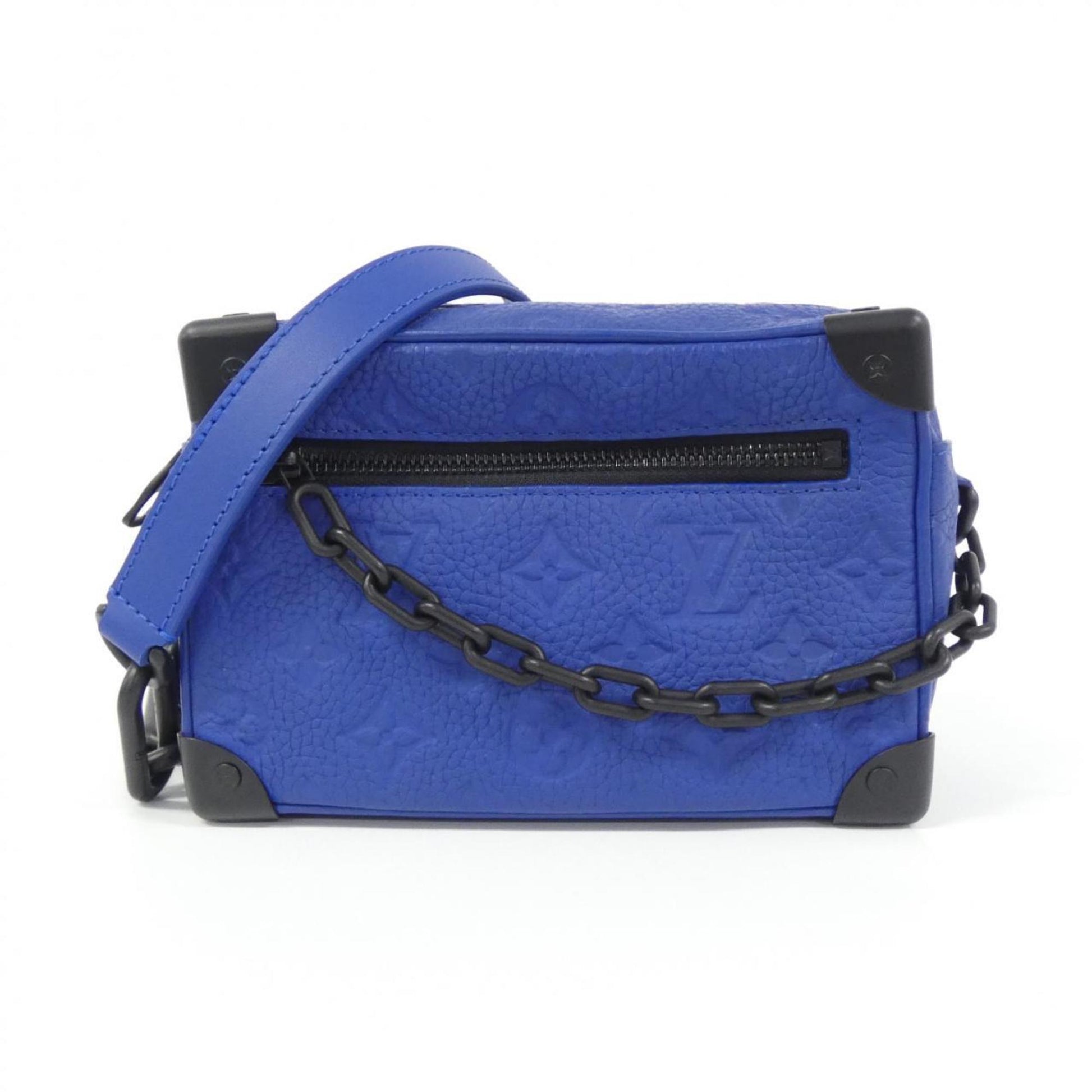 Louis Vuitton Blue Leather Shoulder Bag ()