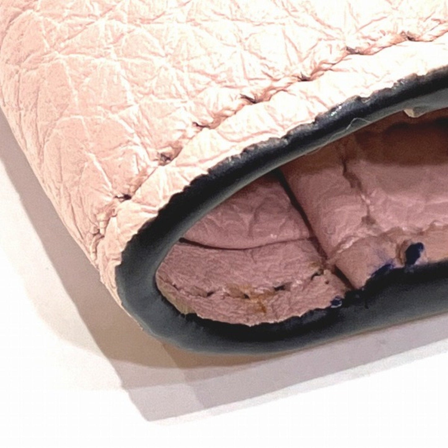 Gucci Pink Leather Wallet (Bi-Fold)