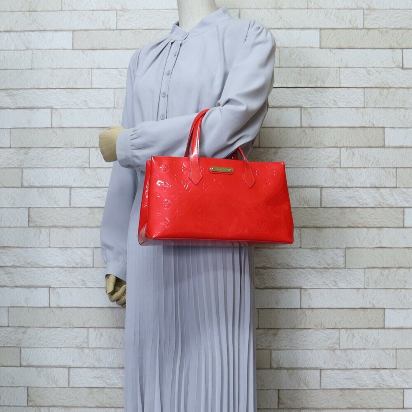 Louis Vuitton Red Color Rouge Grenadine Monogram Vernis Shoulder Bag