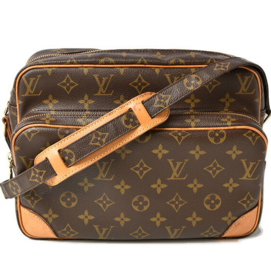 Louis Vuitton Monogram Monogram Shoulder Bag ()