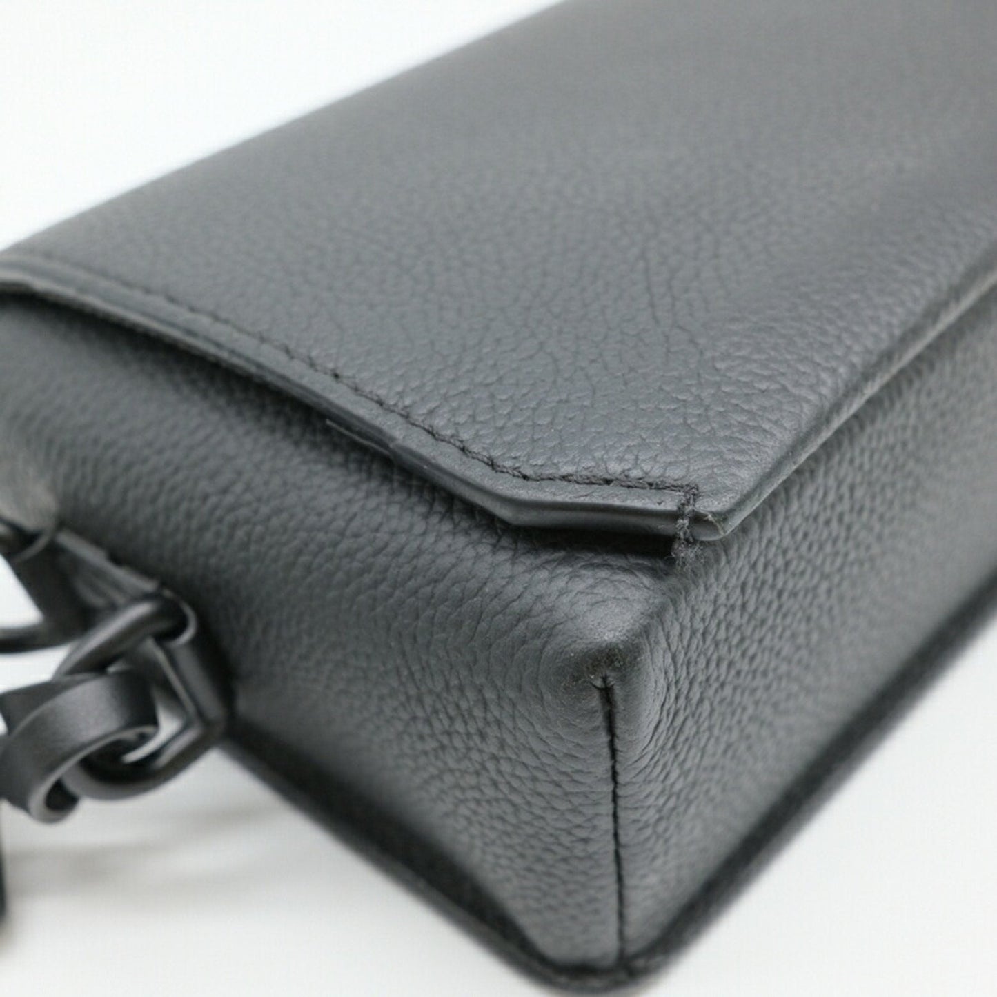 Louis Vuitton Black Leather Shoulder Bag