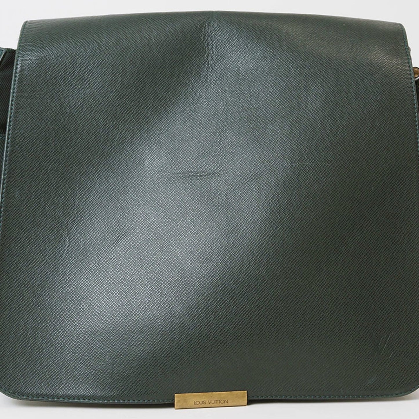 Louis Vuitton Taiga Episea Green Taiga Leather Shoulder Bag