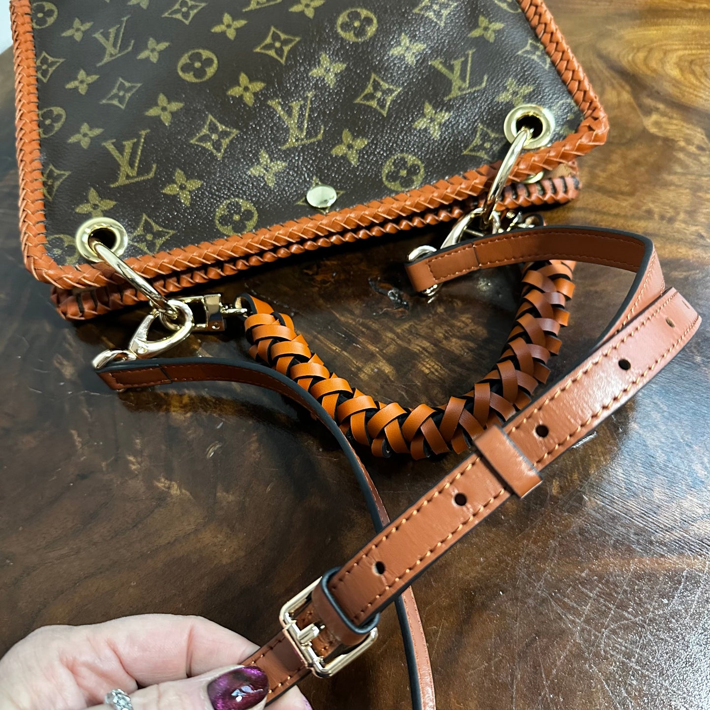 The Swan Crossbody -Orvis bags LV Monogram in Whiskey