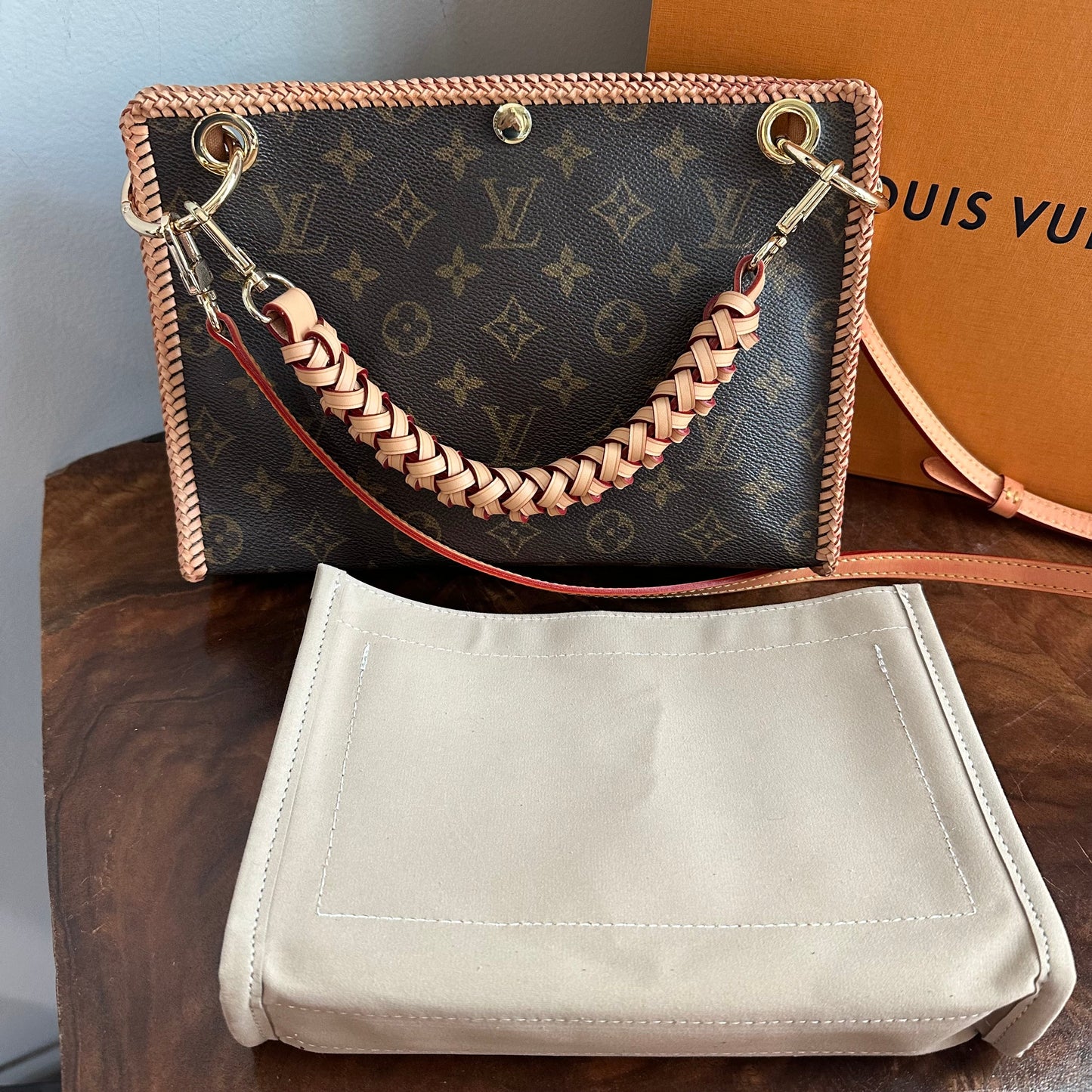 The Swan Crossbody -Orvis bags Monogram in Vachetta