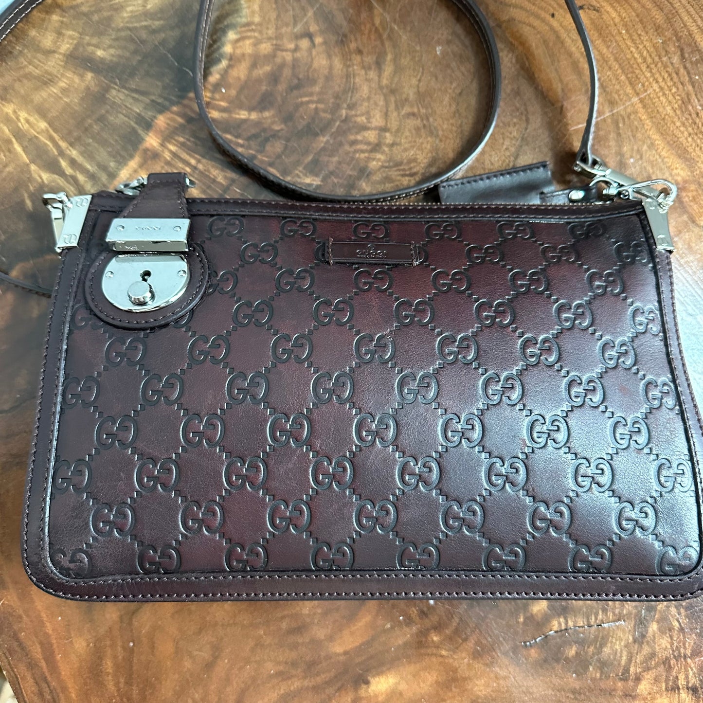 The Junco -Orvis bags Gucci Guccissima Crossbody Bag in Brown