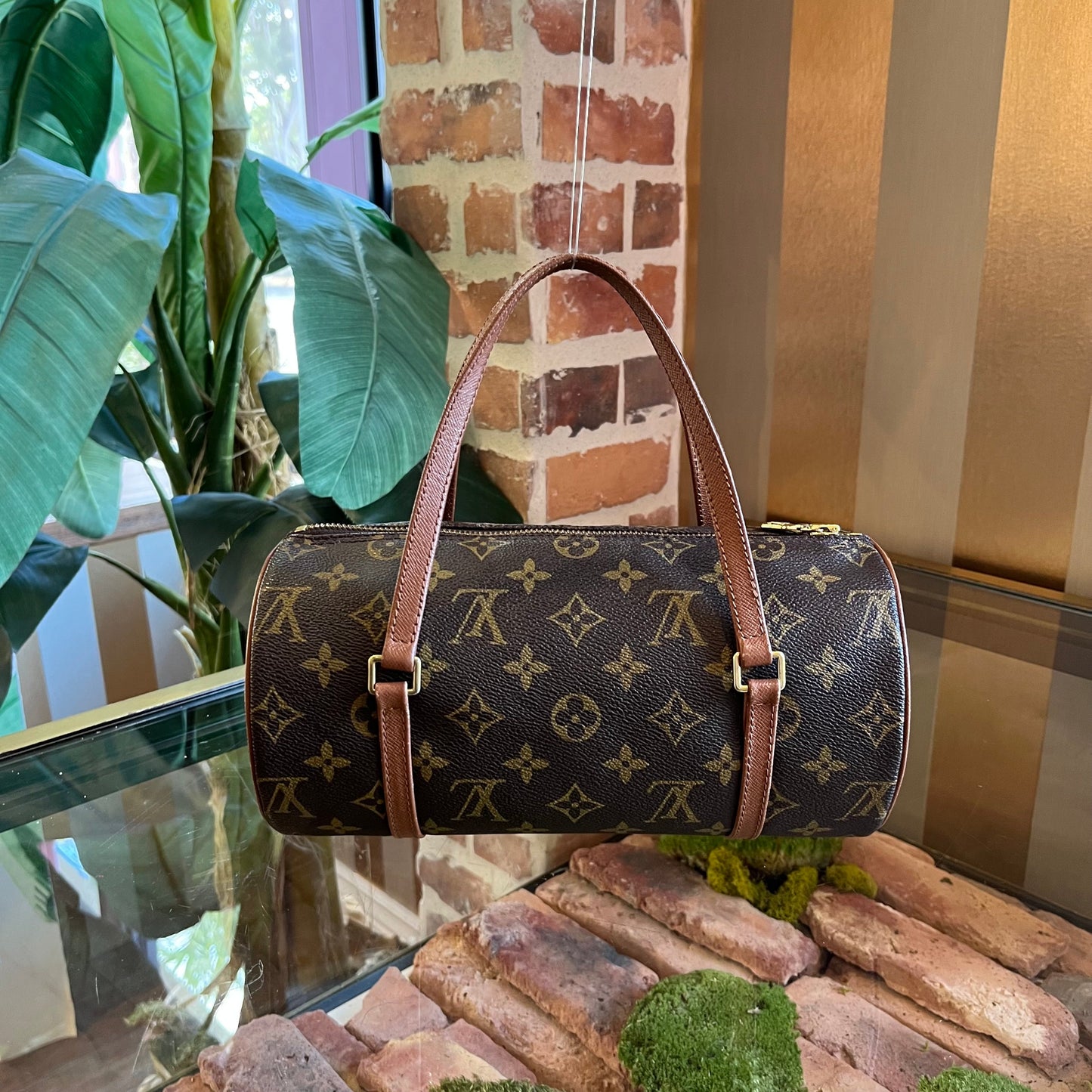 LOUIS VUITTON Vintage Papillon 26 Monogram