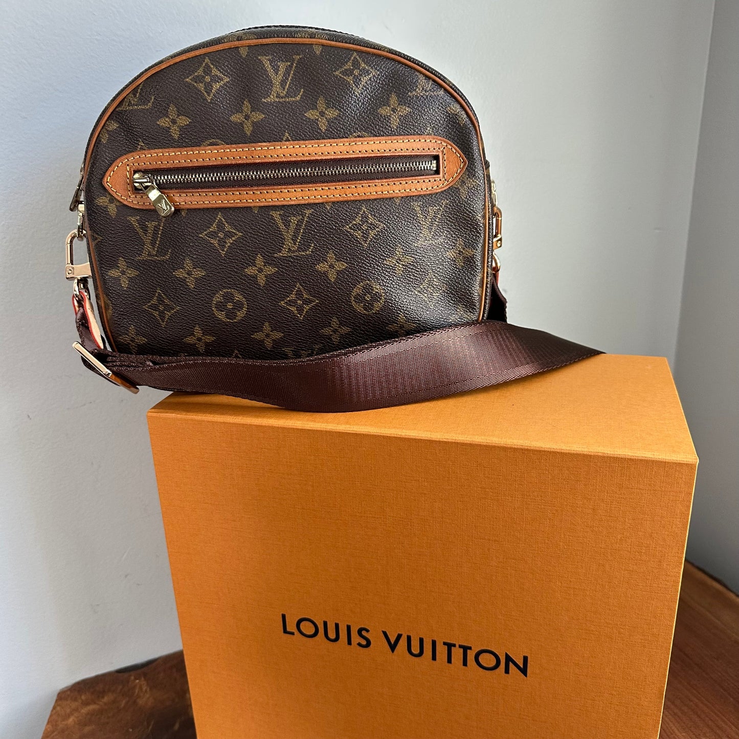 The Cockatiel Crossbody -Orvis bags LV Monogram