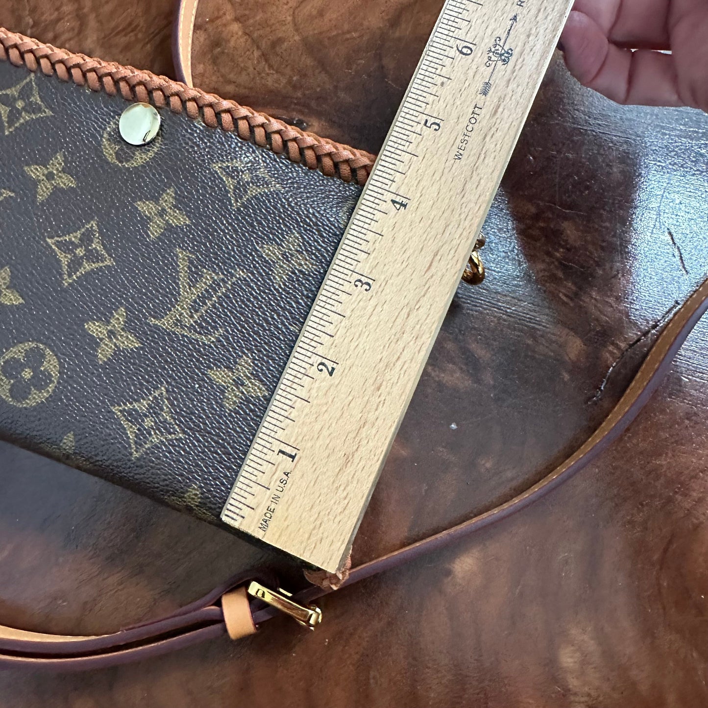 The Cygnet Crossbody -Orvis bags LV Monogram in Vachetta