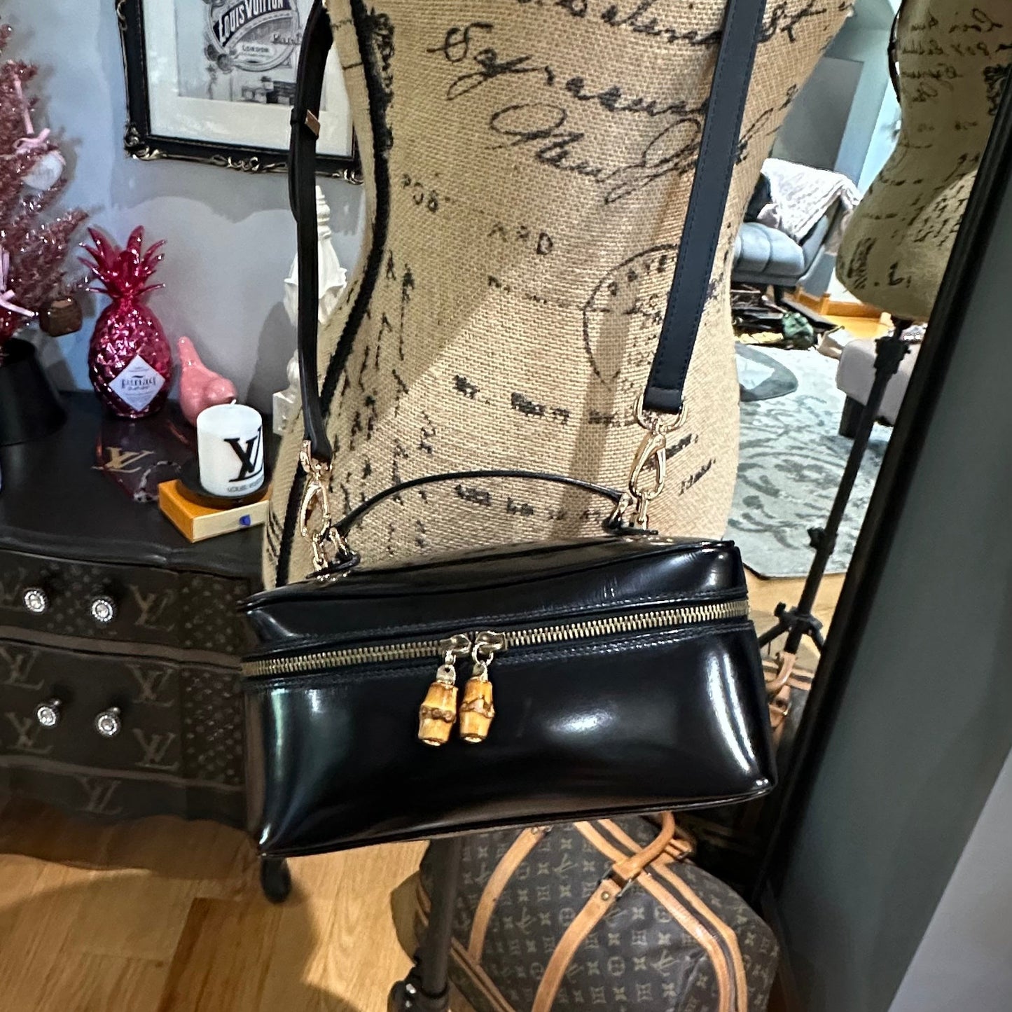 The Junco Crossbody/Clutch - Larger Orvis bags Gucci Bamboo Cosmetic Bag in Black Leather