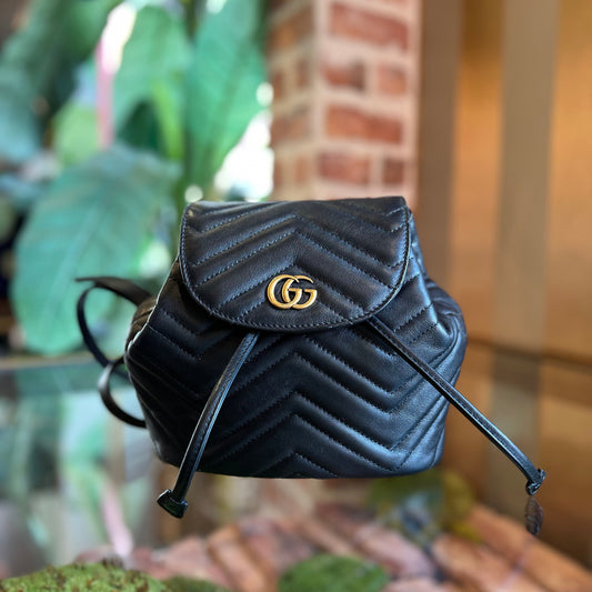 GUCCI GG Marmont Black Calfskin Matelassé Flap Backpack